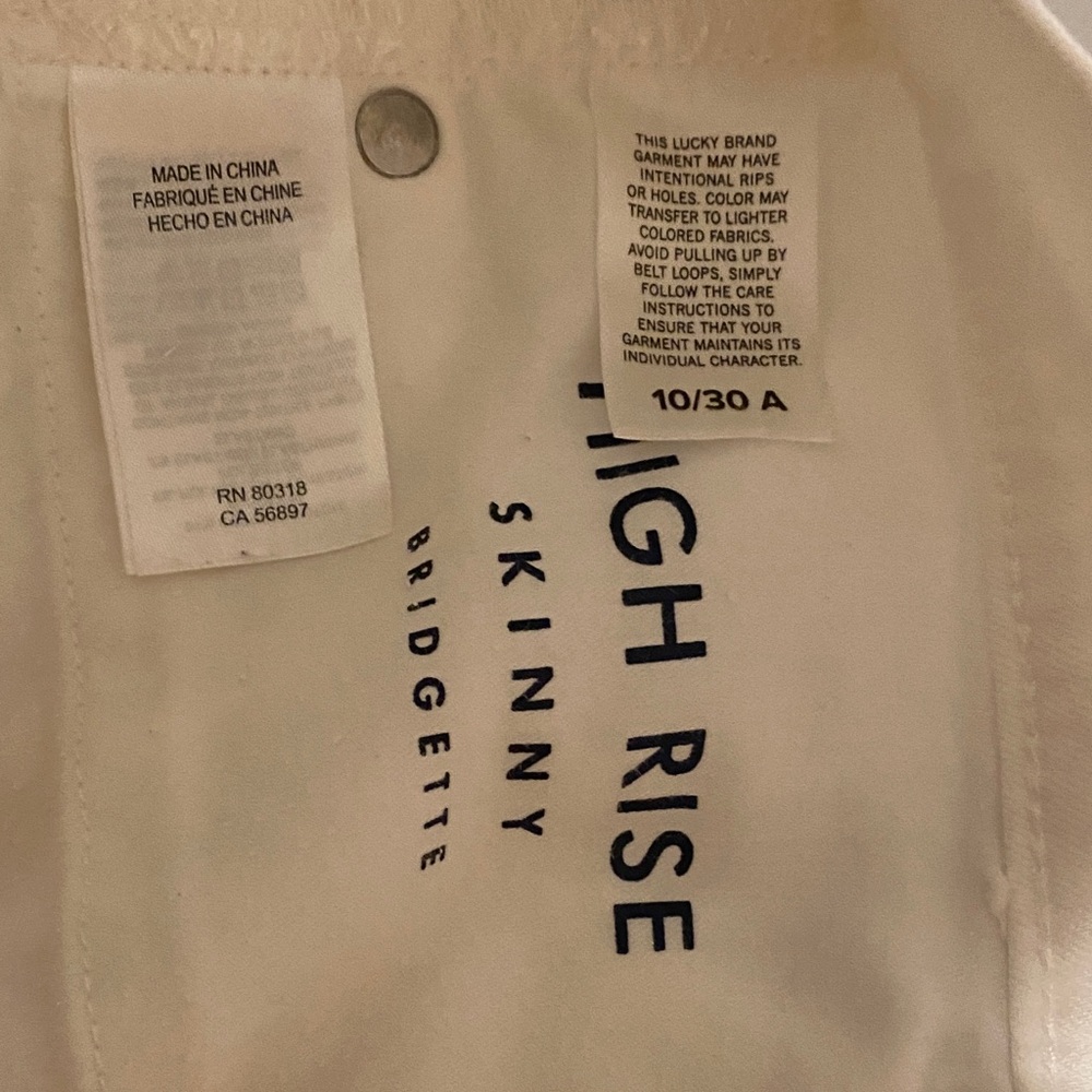 Lucky Brand White Jeans - Picture 2 of 5